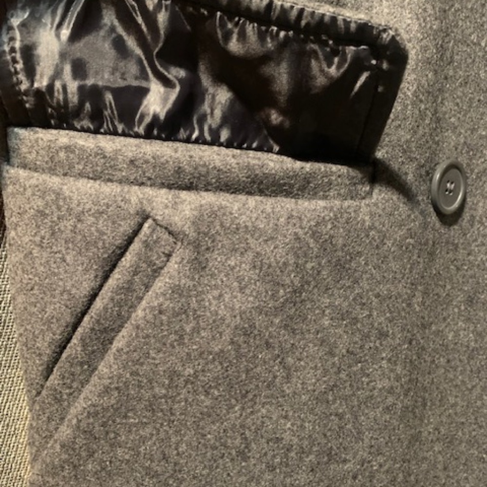 Max Azria Tex Gray Coat NWOT - size L - Picture 5 of 7